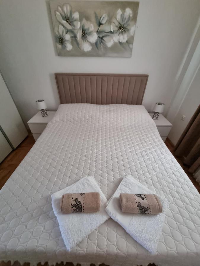 Apartments Ledic Krvavica Eksteriør bilde